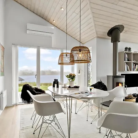 Feriehus In With View *